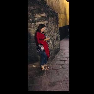 Meet your Posher, Luz